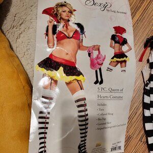 Queen of hearts halloween costume  size xsmall